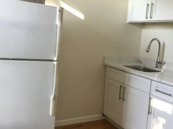 1032 Garden Street image 7 of 14