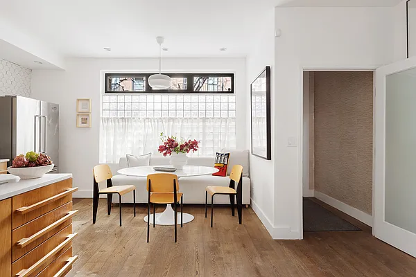 Sold by Compass | media 3