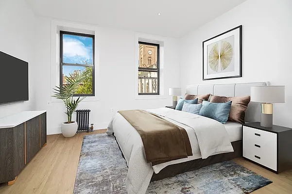 Rented by REAL New York | media 7