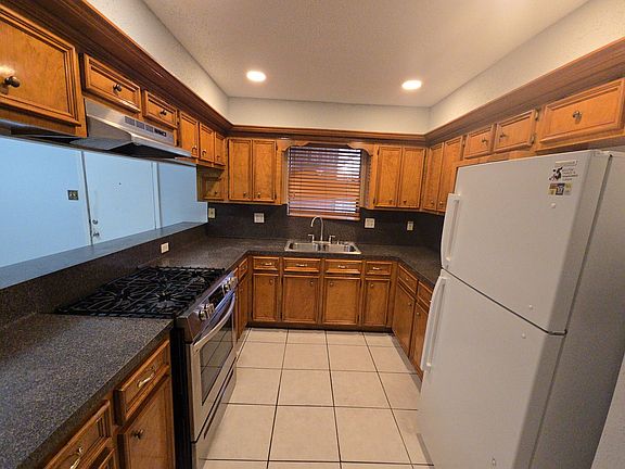 3rd image of 13806 Long Glen Dr