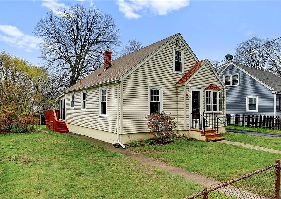 1st image of 106 Martha St