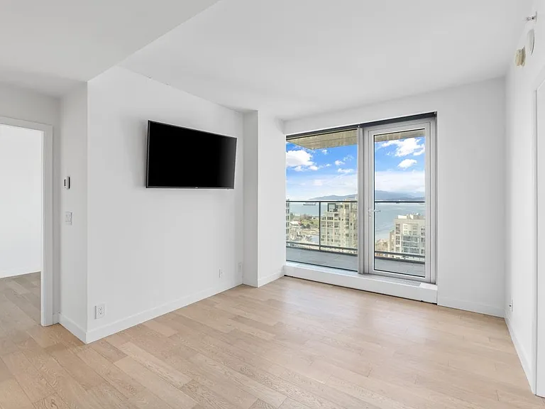 1480 Howe St #3105 — Photo 9