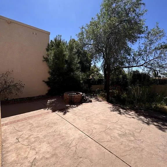 4921 Edwards Dr NE — Photo 6
