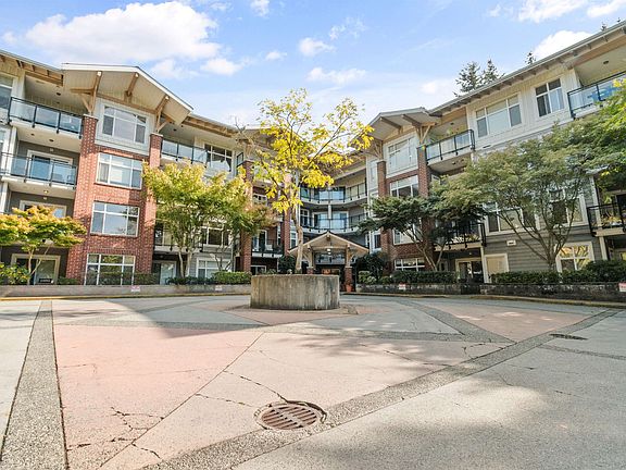 3rd image of 11950 Harris Rd #204