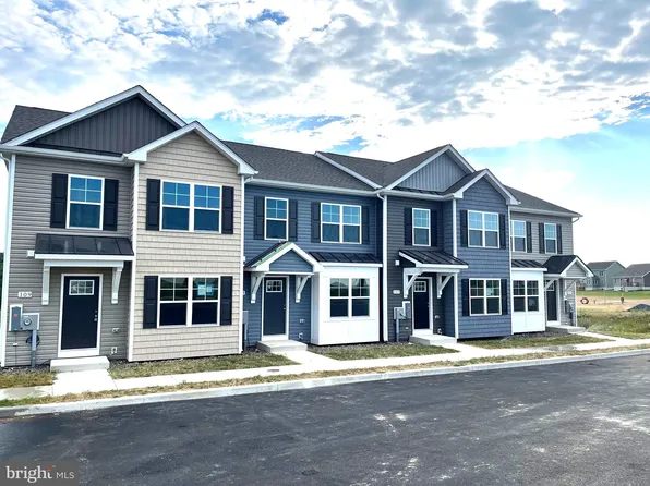 73 Heritage Hills Dr, Martinsburg, WV 25405