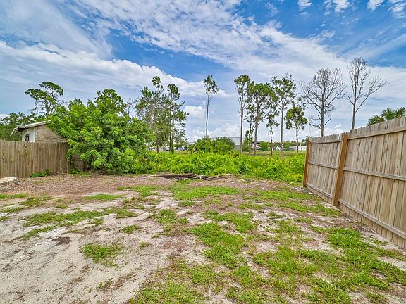 3rd image of 7603 Winged Foot Dr