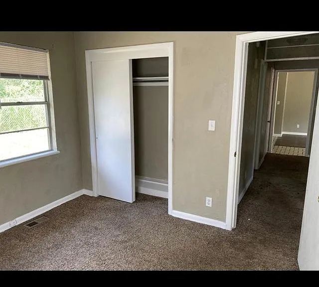 1400 Thompson Dr — Photo 10