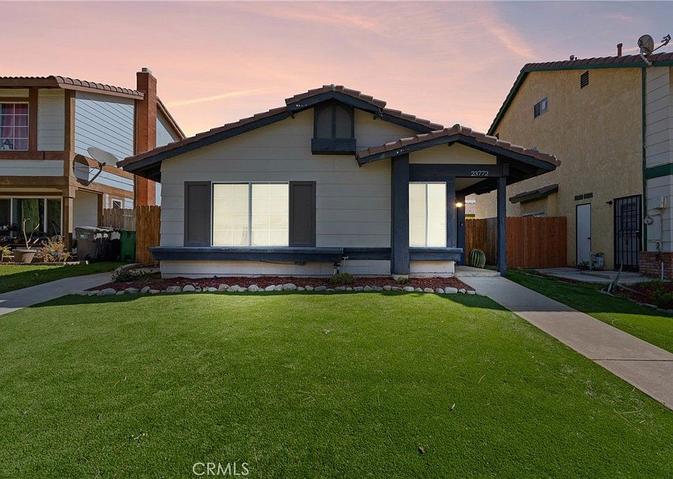 1st image of 23772 Parkland Ave