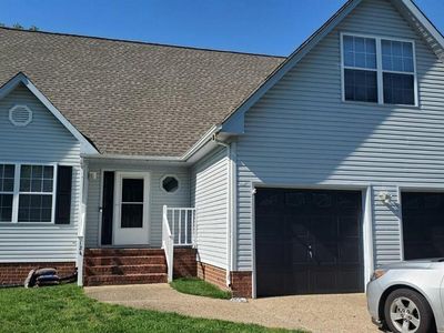 124 Highlands Pkwy, Newport News, VA, 23603