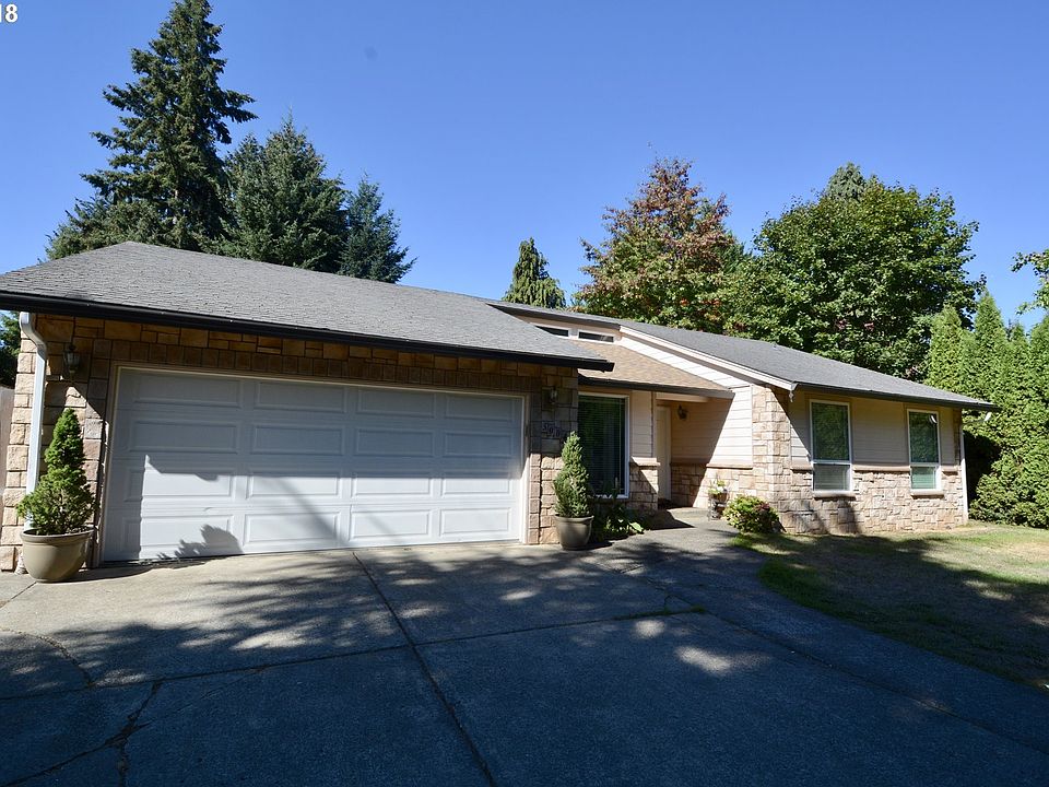 1st image of 5004 NE 66th Ave