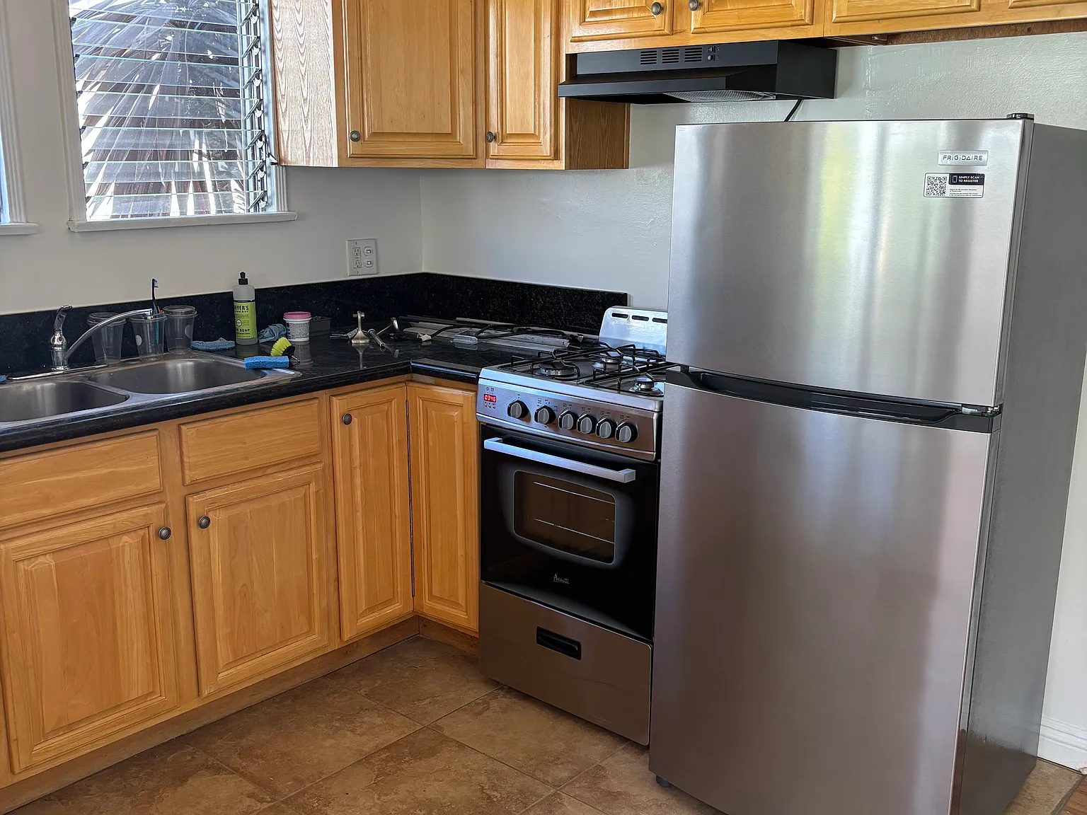 1 bed, 1000 sqft, $2,200 — Photo 4