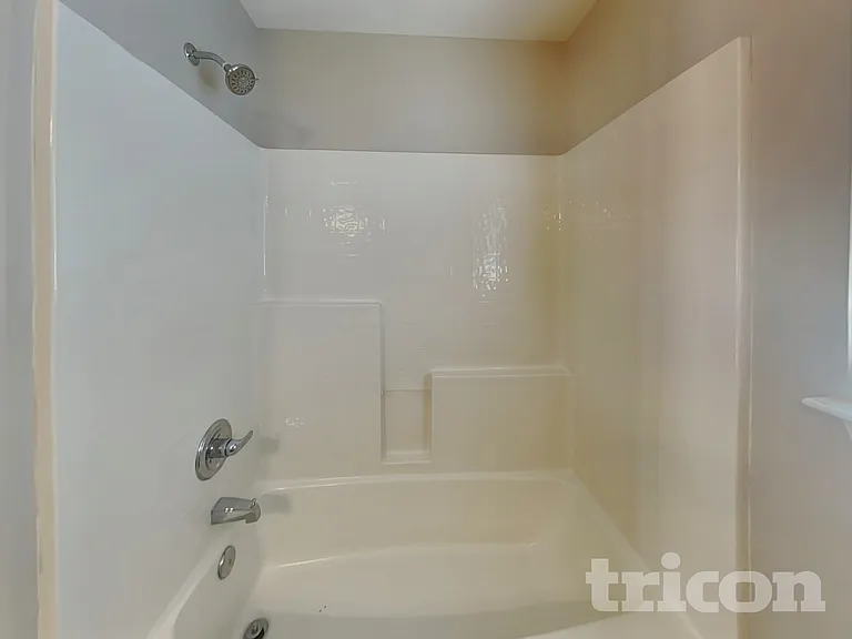 7392 Hoffner Dr — Photo 12