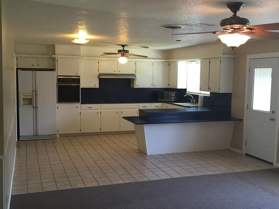 2nd image of 5410 45th St