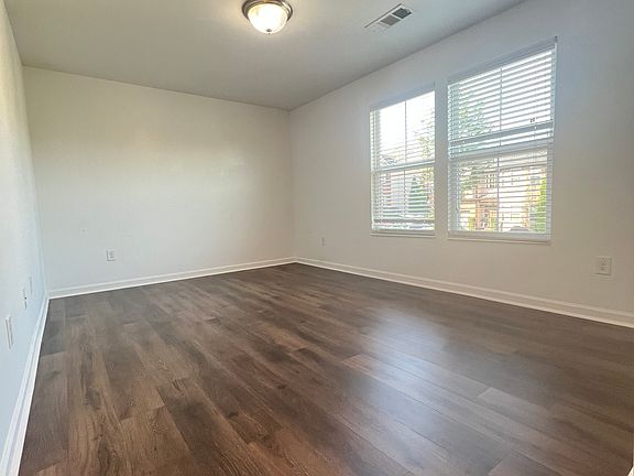 5th image of 5407 Blossom Brook Dr