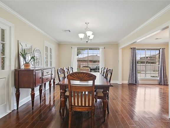 4th image of 4200 Napoli Dr