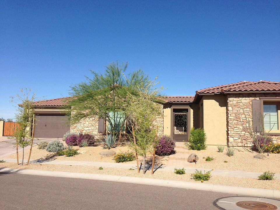 1st image of 32630 N 16th Gln