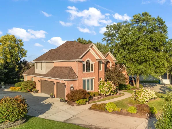 2131 White Oak Ln, Highland, IN 46322