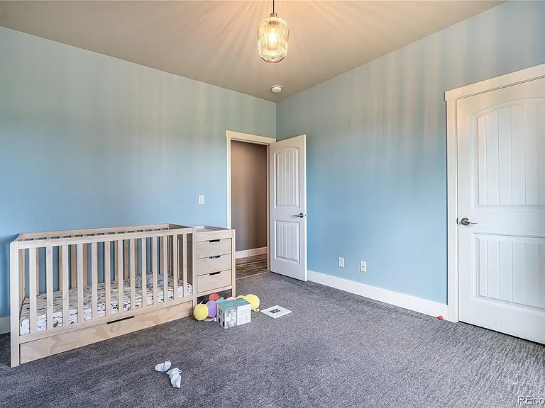 601 Pioneer Hvn — Photo 22