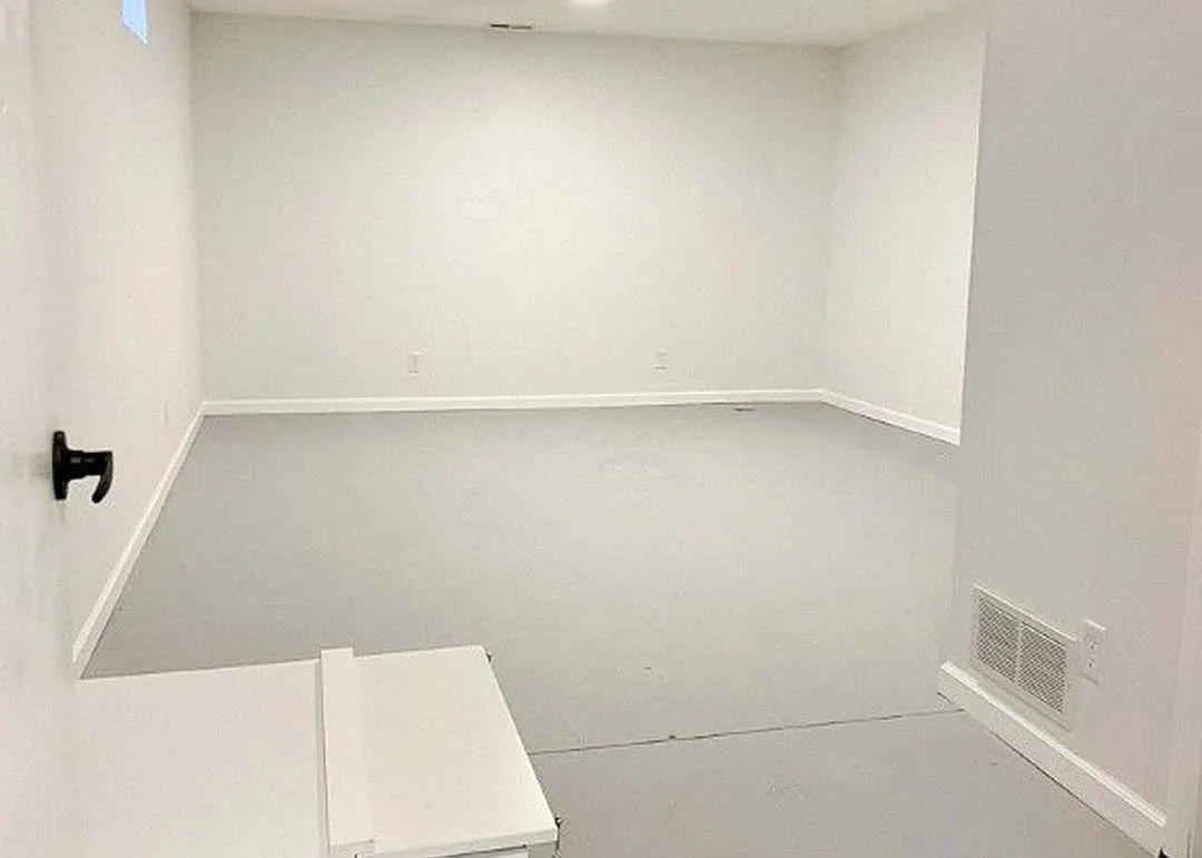 3 bed, 2.5 bath, 2800 sqft, $2,499 — Photo 4