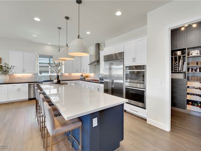 9860 Mariposa Lily Ave, Las Vegas, NV, 89149