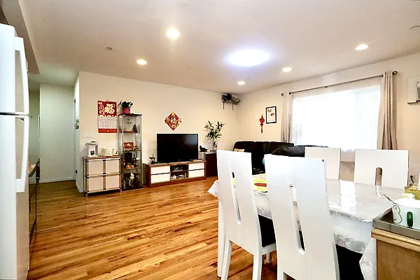 Sold by Corcoran | media 7