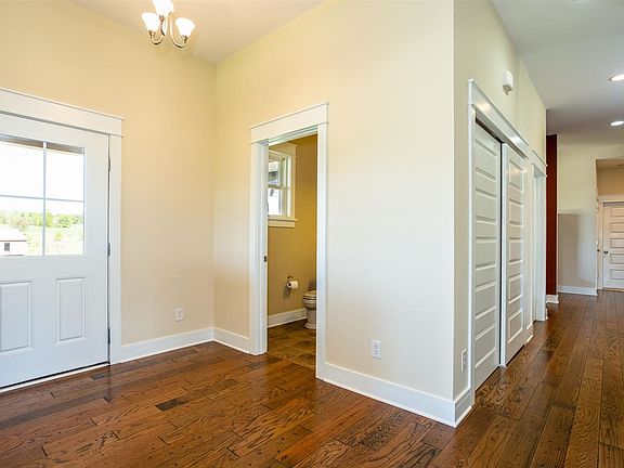 5th image of 1553 Grassland Ln