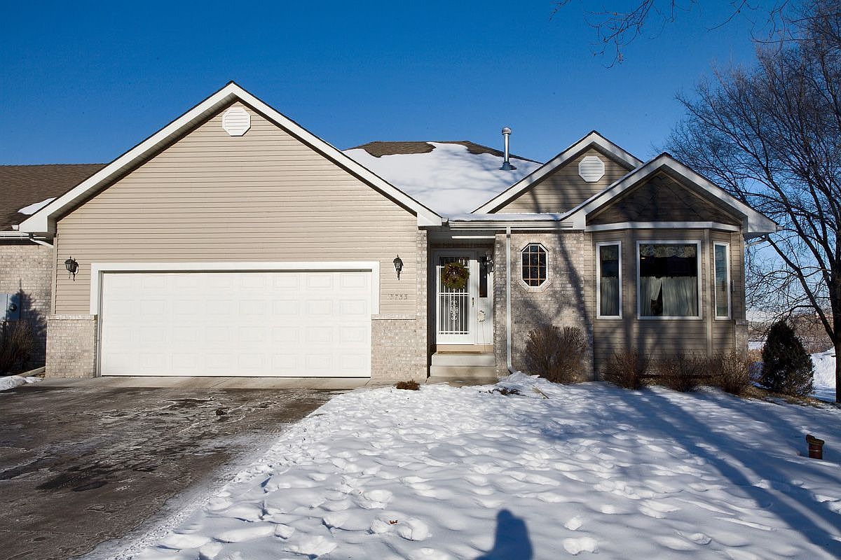 かずふみ 13733 Buchanan St NE, Ham Lake, MN 55304 | Zillow