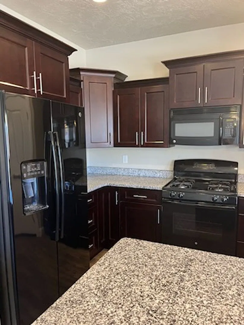 Charming Townhome — Photo 2