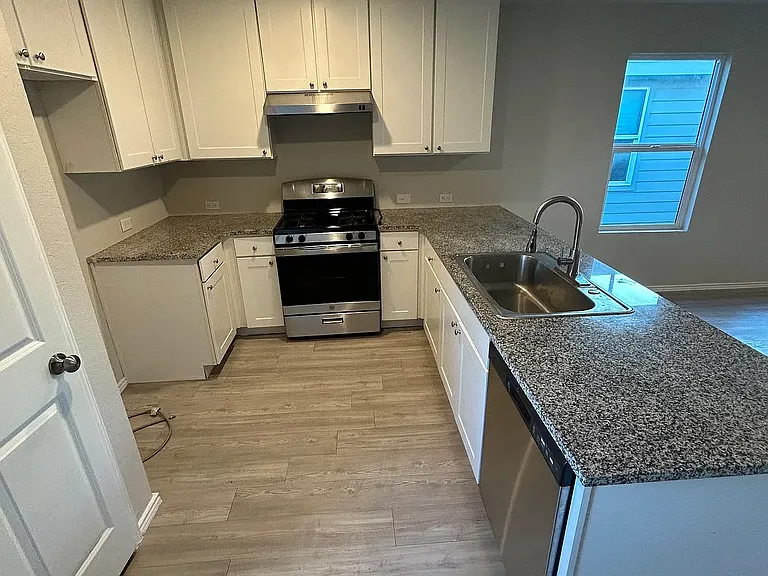 14610 Calaveras Crk — Photo 8