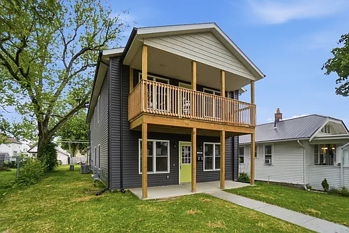 1626 Howell St Photo 1