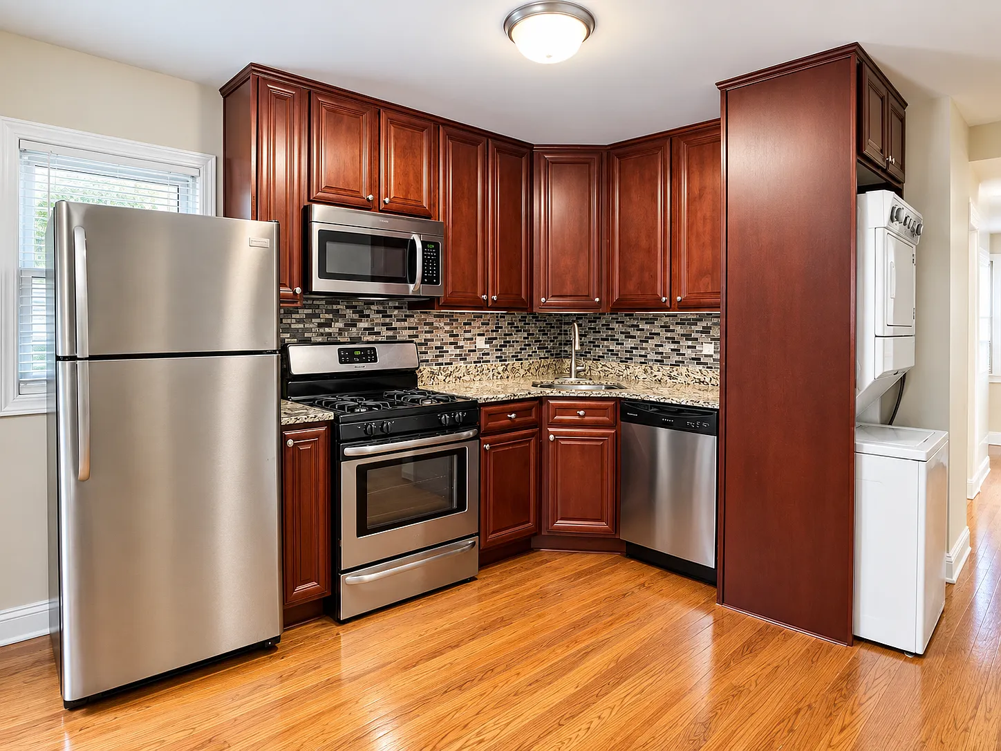 2 bed, 1100 sqft, $2,000 — Photo 2