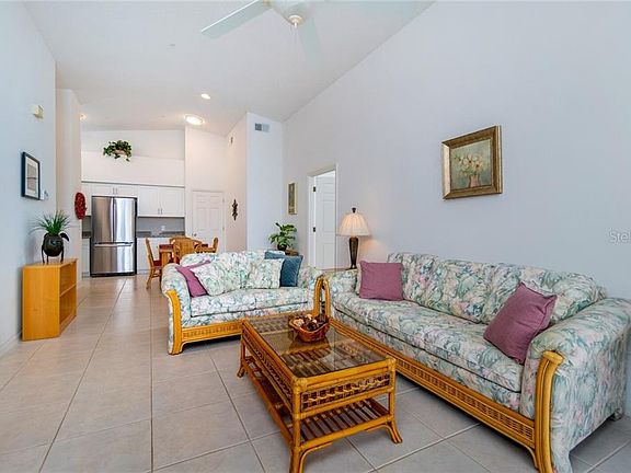 3rd image of 4252 Central Sarasota Pkwy APT 422