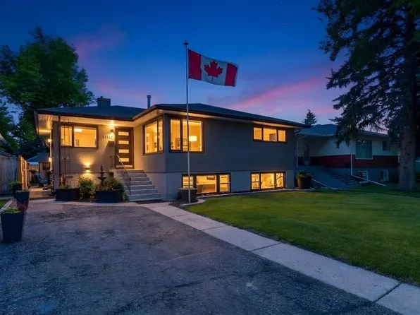 3723 E 2nd St NW, Calgary, AB T2K 0Y5