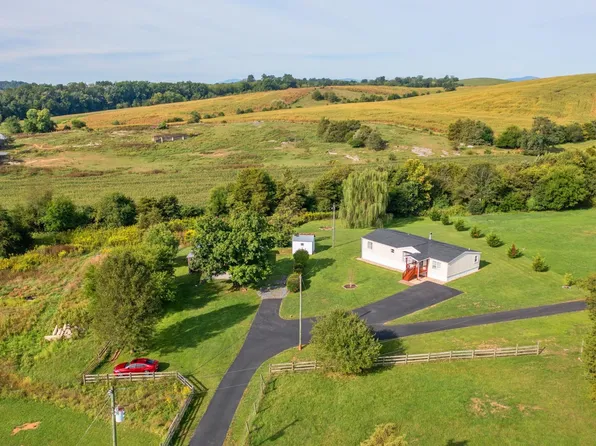 1784 Fadley Rd, Weyers Cave, VA 24486