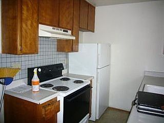 5th image of 2936 Connie Dr
