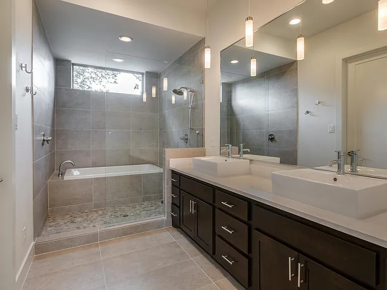 5816 Lindell Ave #2 — Photo 11