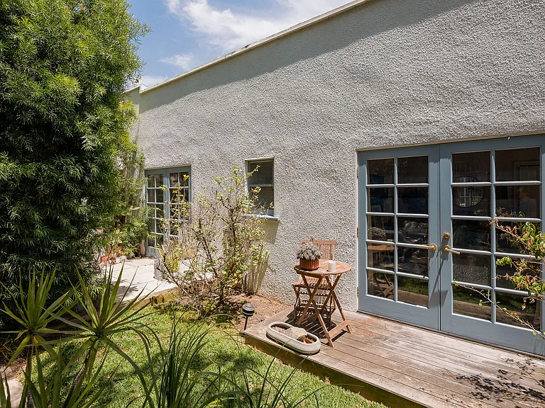 1647 N Coronado St — Photo 23