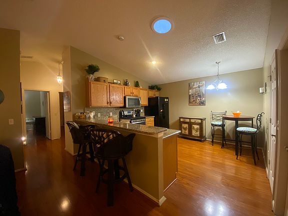 3rd image of 16918 SE 94th Sunnybrook Cir