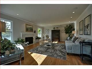 5th image of 570 Torwood Ln
