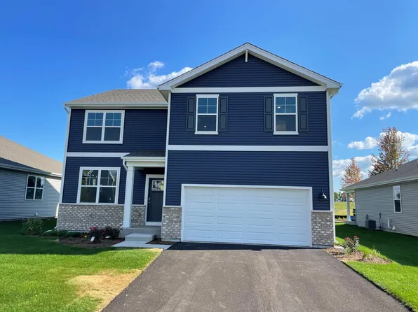 6810 Willow Dr, Wonder Lake, IL 60097