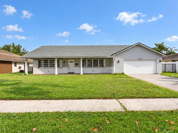 7521 SW 1ST Street, Plantation, FL 33317