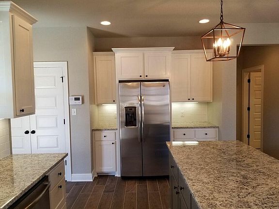 refrigerator included
