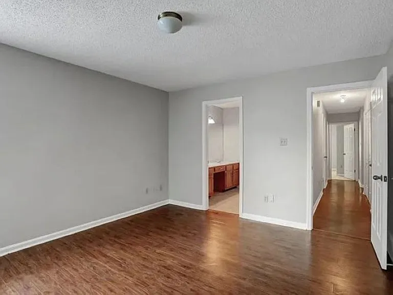 3621 Sunray Cv — Photo 6