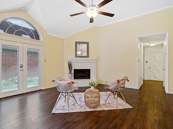4th image of 6430 Wildhaven Dr