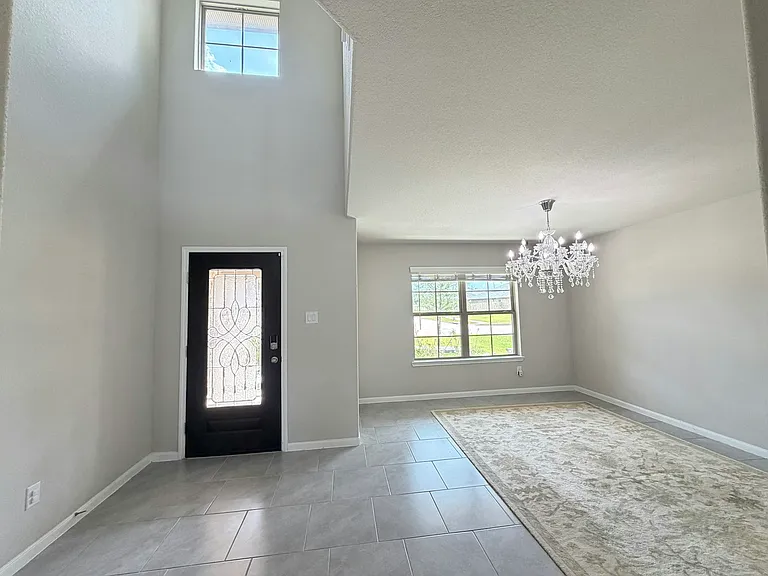 Front entryway & dining area