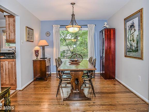 5th image of 5959 Burnside Landing Dr