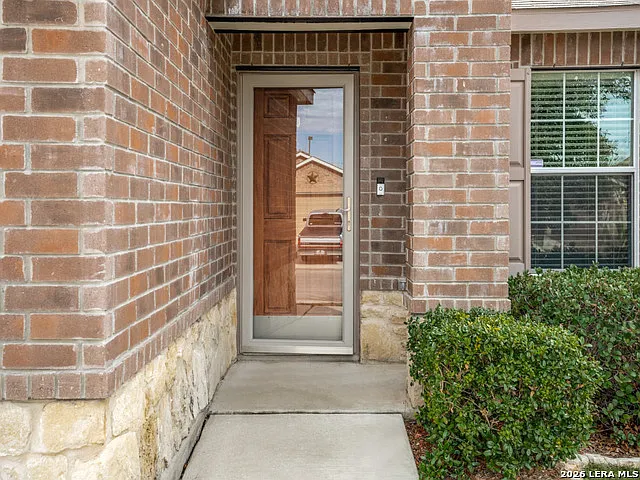 3 bed, 2.0 bath, 1703 sqft, $1,800 — Photo 2