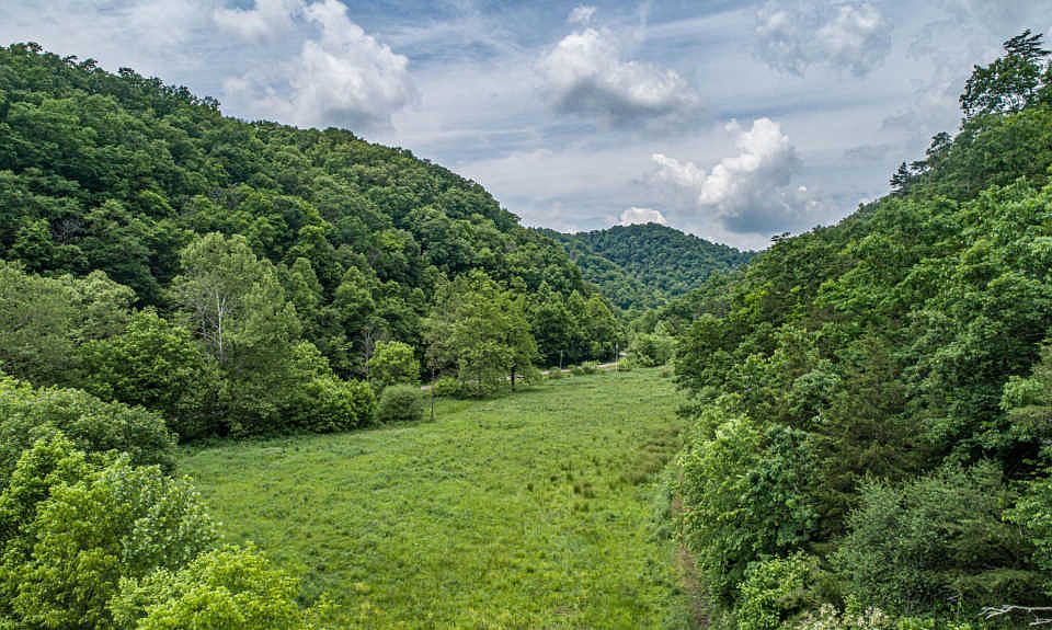 1st image of 437 Old Carden Hollow Rd