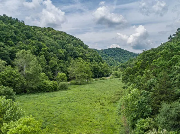 437 Old Carden Hollow Rd, Bristol, TN 37620