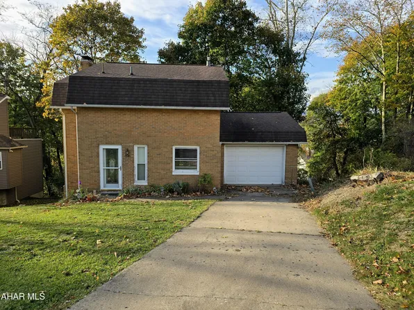 2800 Albert Dr, Altoona, PA 16602